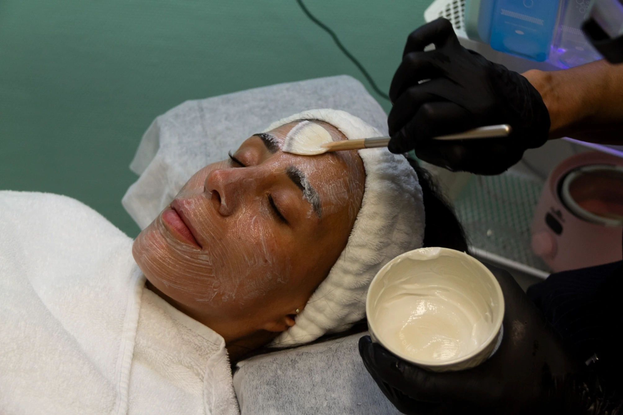 Needling mit Hyaluron Behandlung im Kosmetikstudio Ginie in Heidelberg.