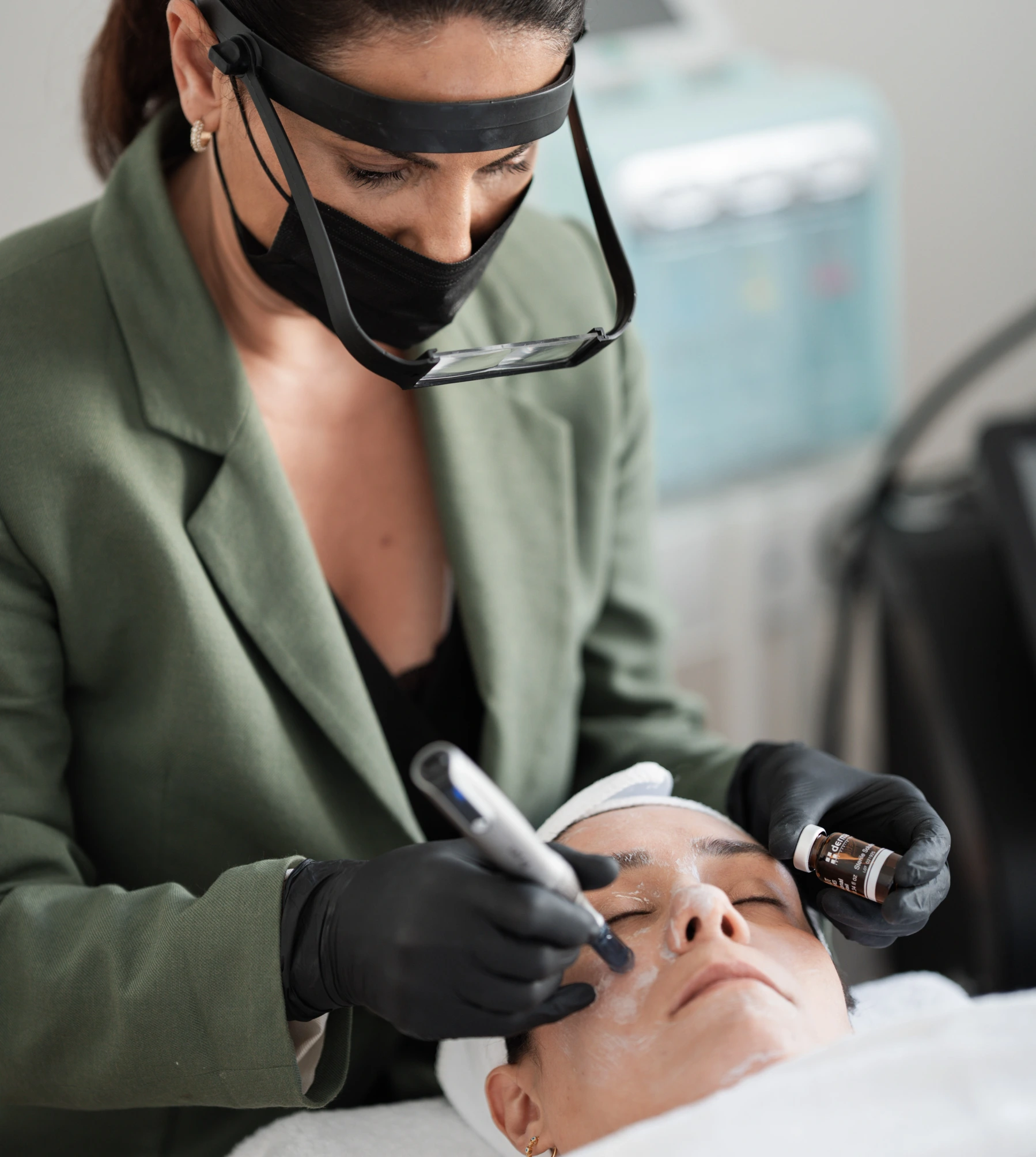 Studio Ginié Heidelberg - Microneedling Behandlung für Hautstruktur und Glow
